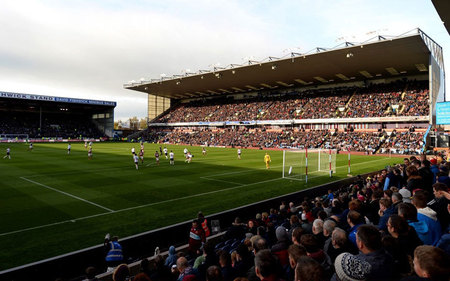 他的敏捷反 他的敏捷反